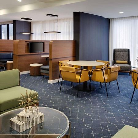 Отель Courtyard Austin South Экстерьер фото