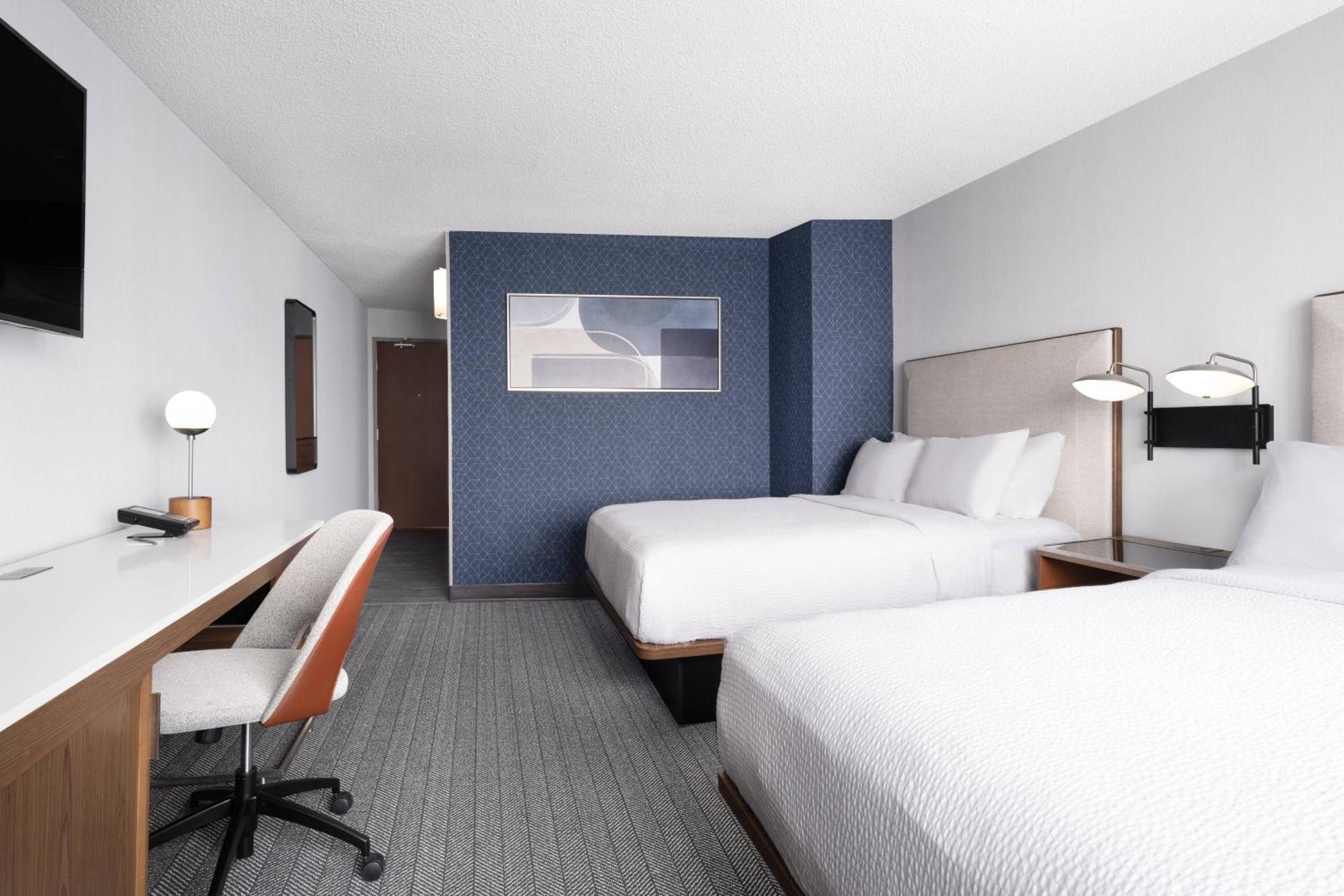 Отель Courtyard Austin South Экстерьер фото