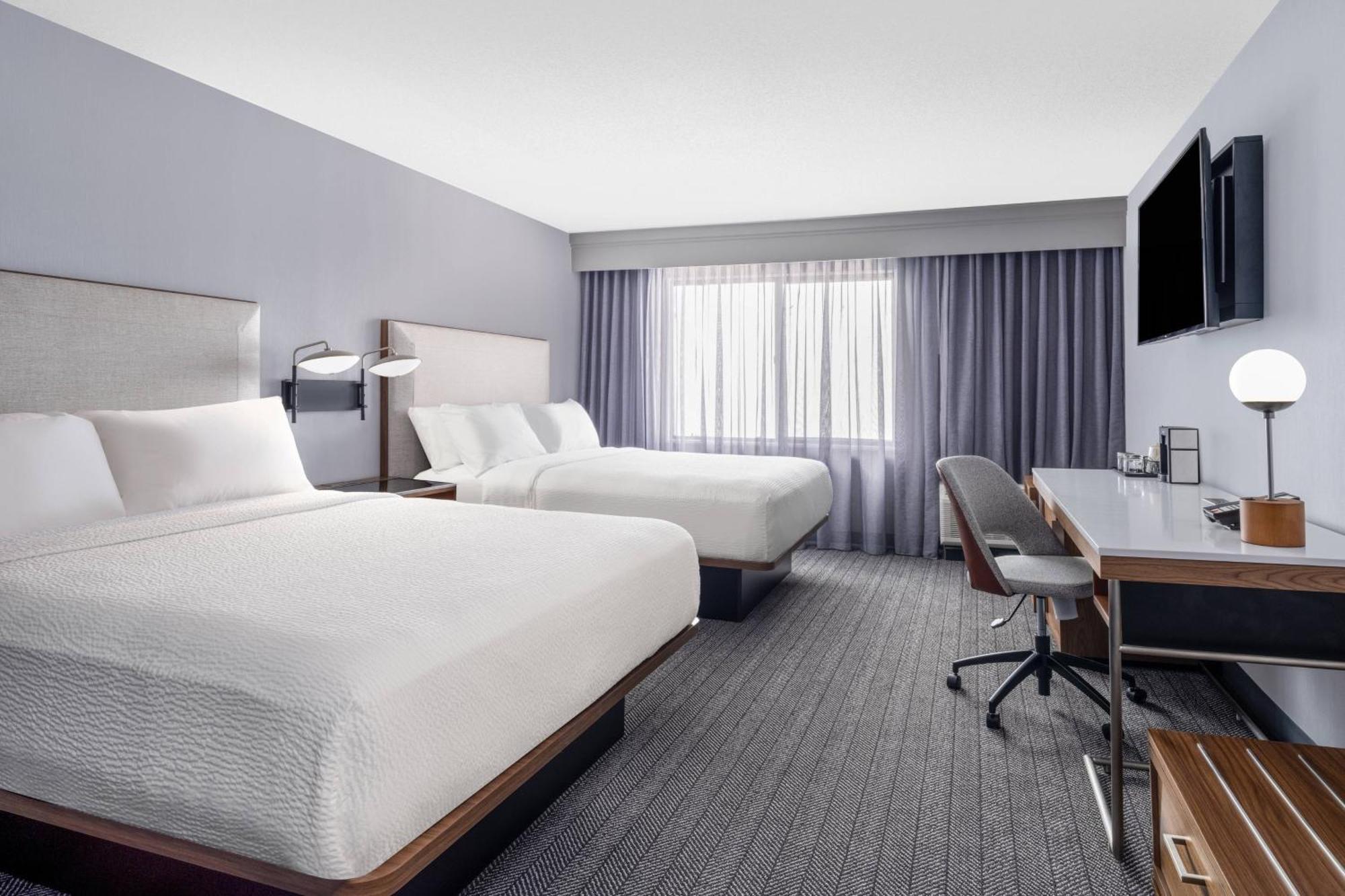 Отель Courtyard Austin South Экстерьер фото