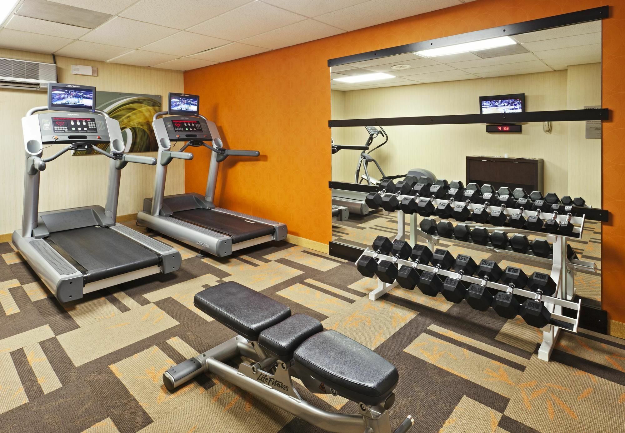 Отель Courtyard Austin South Экстерьер фото